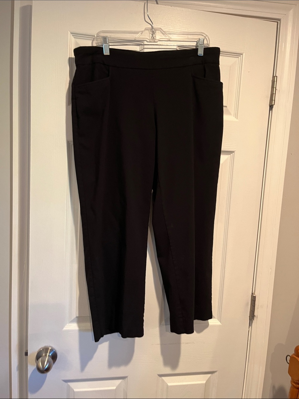 Time and Tru Black Pull-On Straight Leg Pants with front pockets